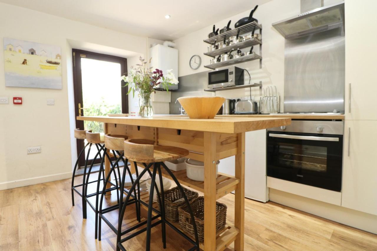 Town Centre Apartment With Parking Padstow Eksteriør bilde